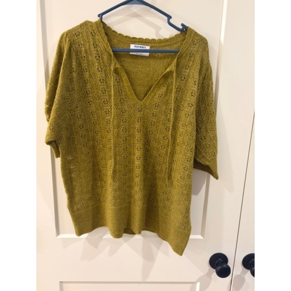 Old Navy XL Mustard Yellow Pointelle Crochet Knit Tie Neck Short Sleeve Top
